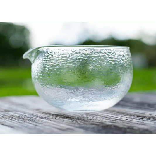 Aprikalife Tea & Tea Sets Textured Glass Matcha Bowl with Spout - Spouted Matcha Bowl: 17 oz / Glass / Textured Glass Matcha Bowl with Spout