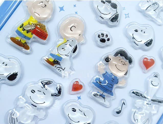 K-Wonderland Decorative Stickers PEANUTS 3D Crystal Sticker – BonBon Drop Snoopy