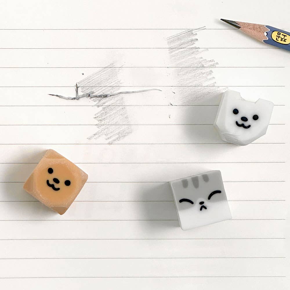 K_Wonderland Stretchy Pet Random Eraser – Dog & Cat Characters
