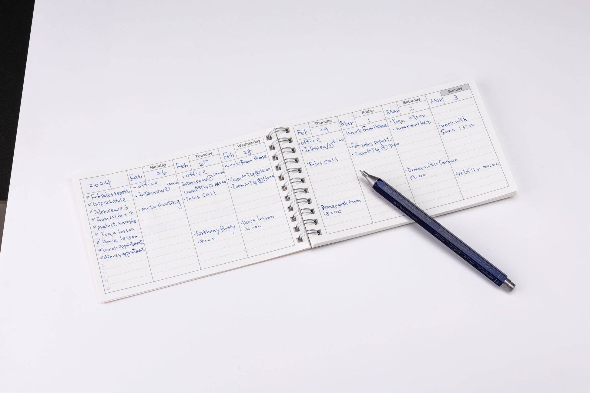 MARK'S Inc. Calendars, Organizers & Planners Dayfree Weekly Schedule