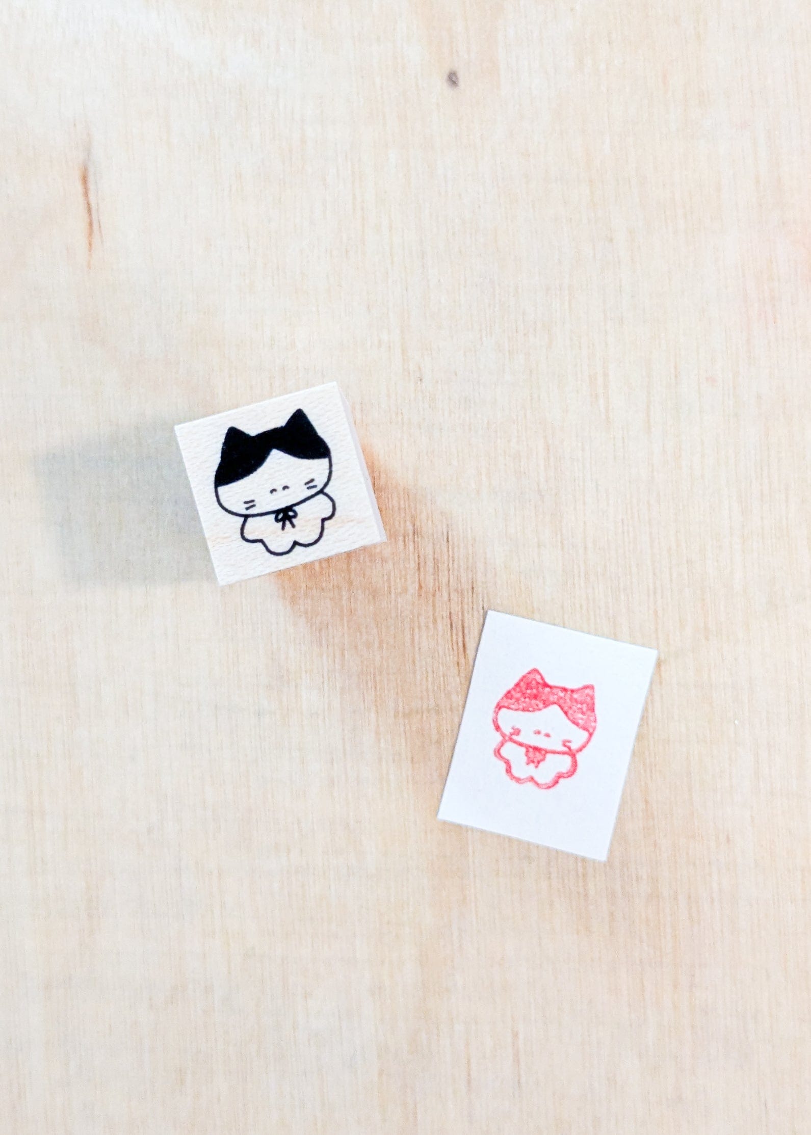 TONIKAKU HOKKAIDO Stamps Cat With Smile Stamp - Tonikaku Hokkaido