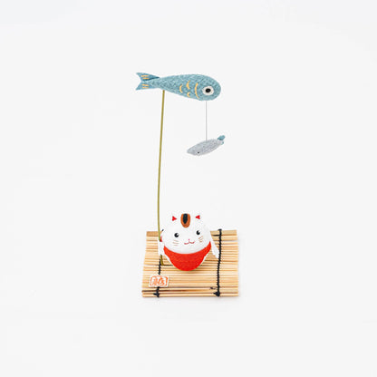 U PLUS INC Ryukodo Handmade Cute Cat Fishing Figurine
