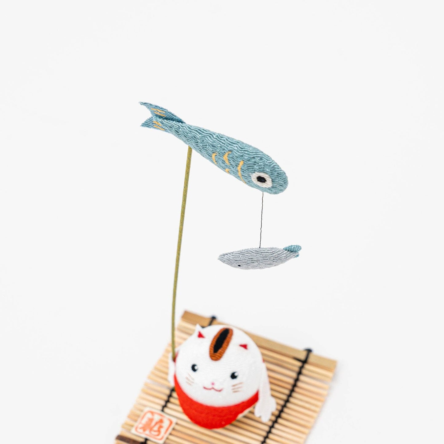 U PLUS INC Ryukodo Handmade Cute Cat Fishing Figurine