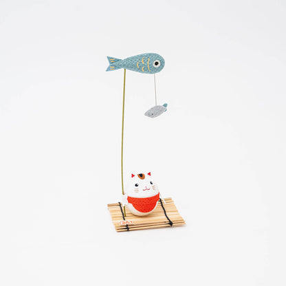 U PLUS INC Ryukodo Handmade Cute Cat Fishing Figurine